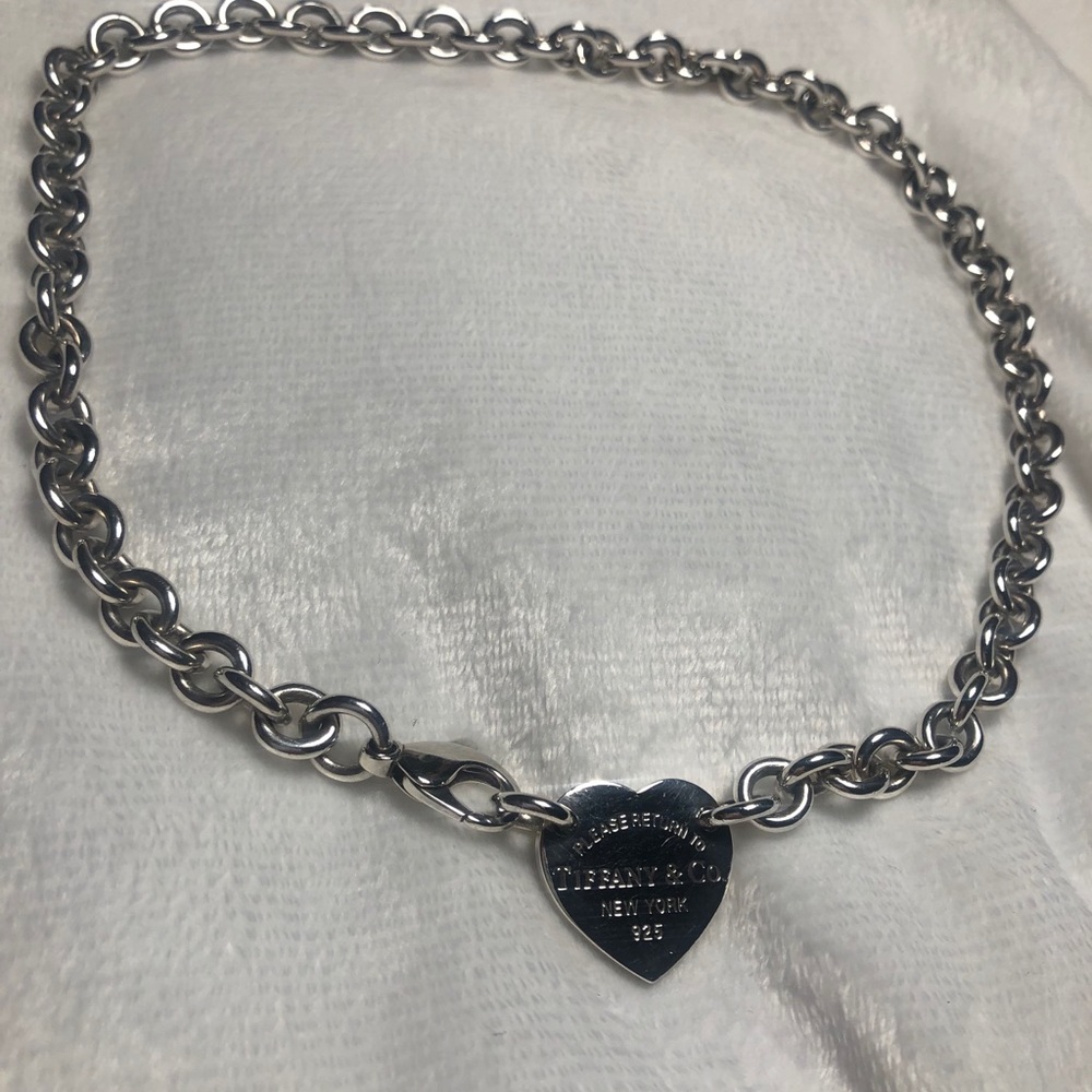 Tiffany & Co. Silver Heart Tag Link Necklace